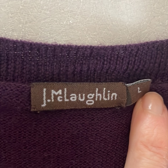 J. McLaughlin Luxuriously Soft Wool V-Neck Sweater in EggPlant Purple Size Large - Picture 3 of 5